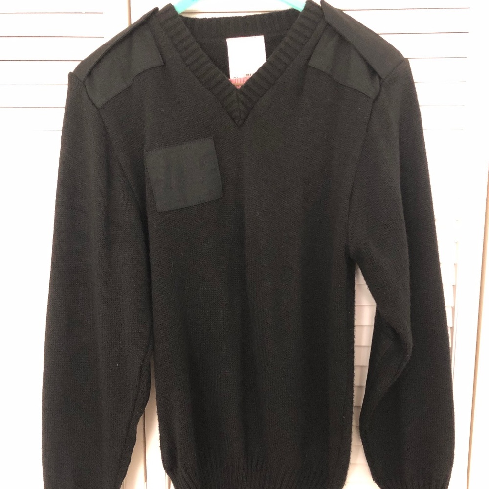 Army Class B V-Neck Pullover Sweater